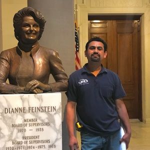 Meet your Posher, Javier